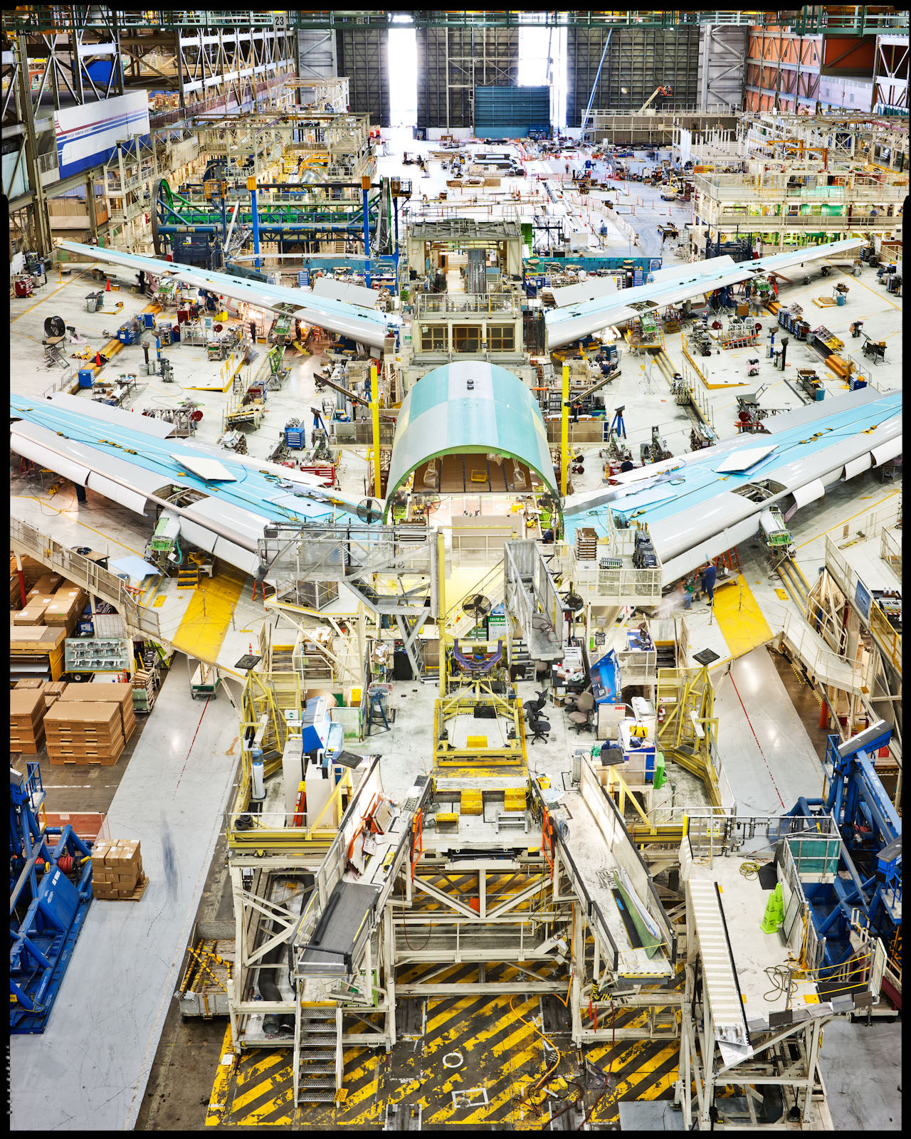 Boeing 747-800 spar insertion - Everett, WA - Conde Nast Traveler