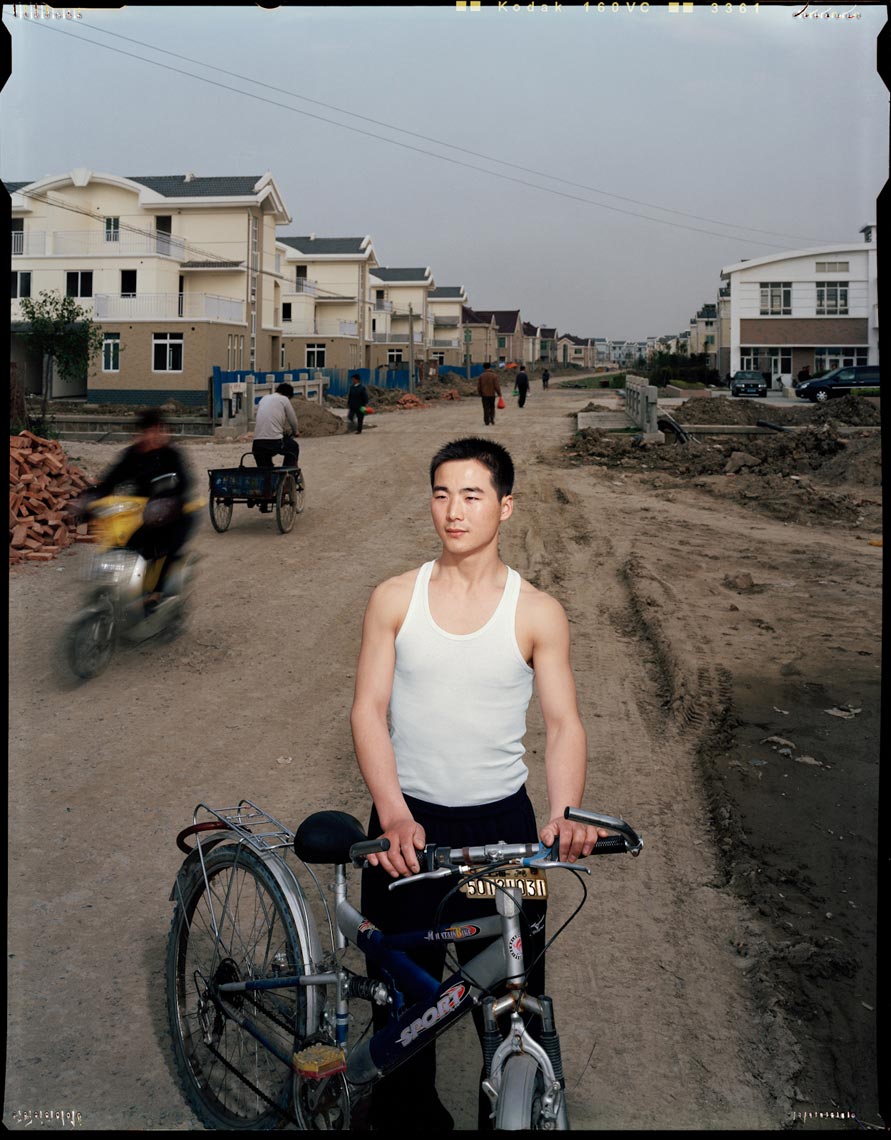 Factory Worker, Pui - Shanghai, China - Fortune Magazine