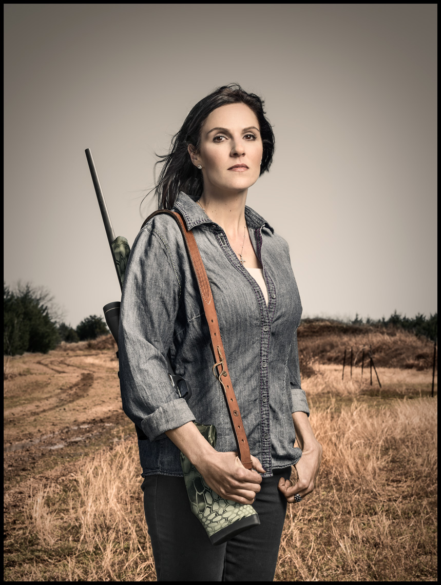 winters_tm_guns_taya_kyle_4758